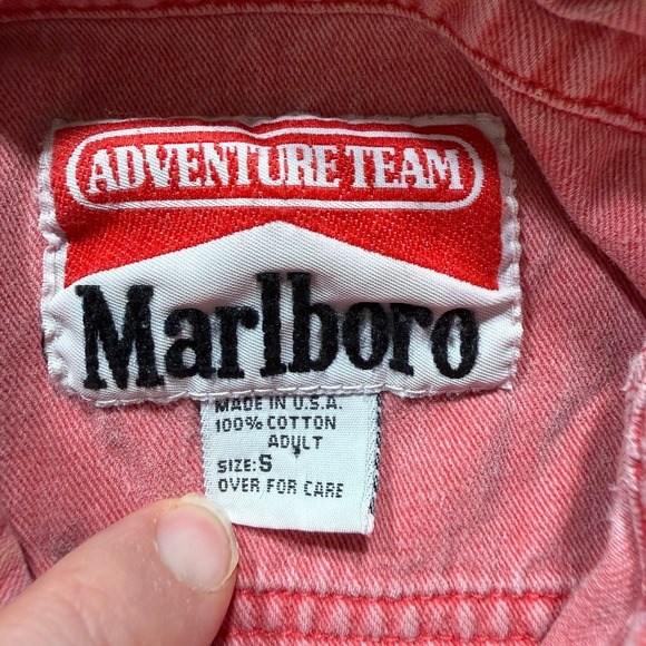 Vintage Marlboro Adventure Team Shirt Mens Small Red Denim Cotton USA Made - Picture 7 of 9